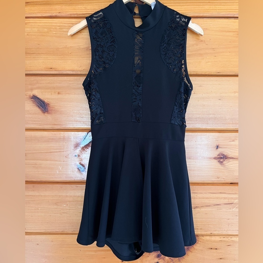 Windsor Black Lace Sleeveless Summer Casual Romper M
